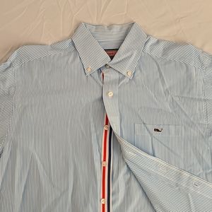 Vineyard Vines button-down MEDIUM
